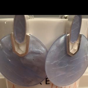 Never worn/NWOT - Kendra Scott Sky Blue Illusion